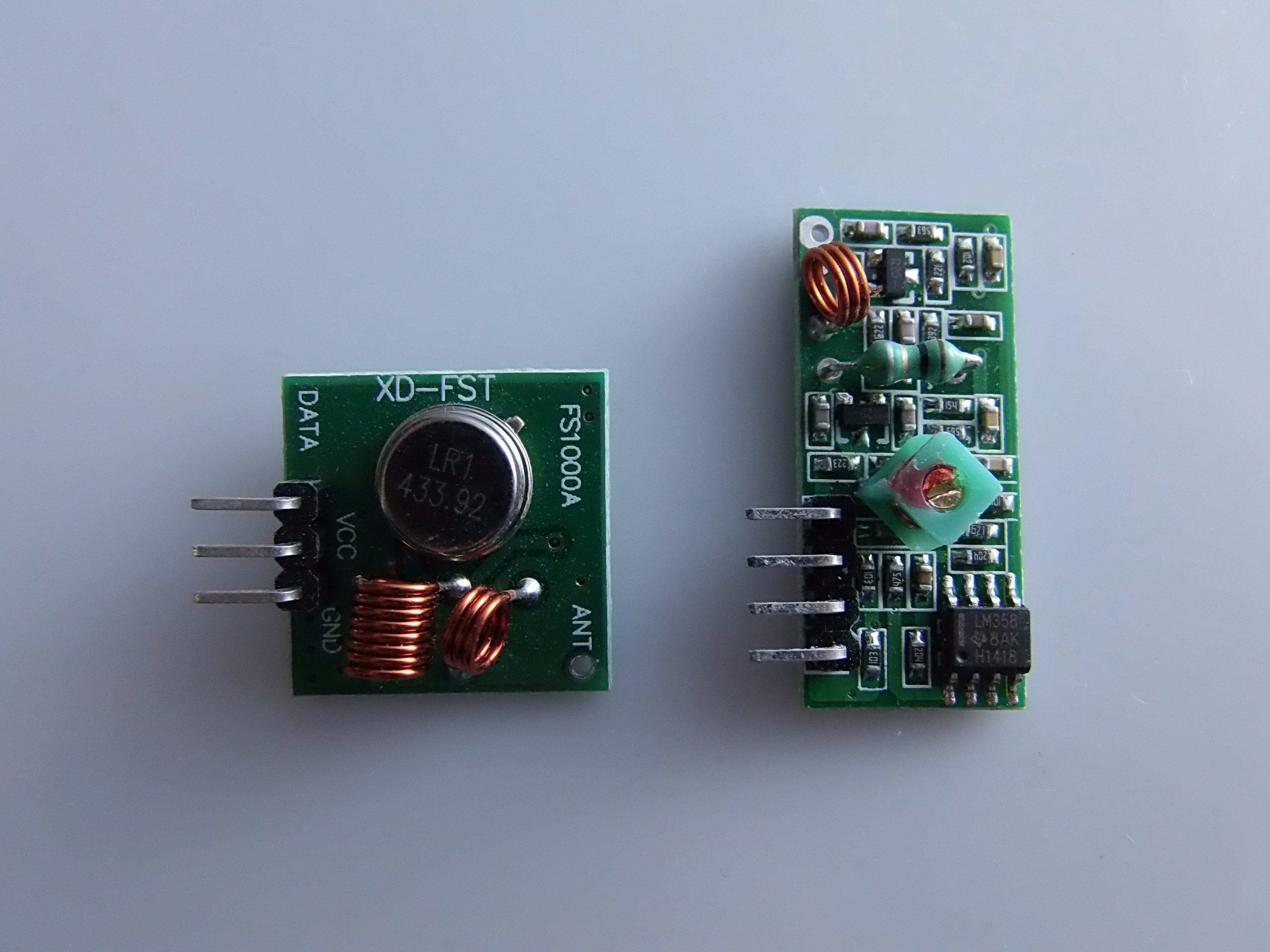 Wireless transmission Modulo 433M ARDUINO comp. super regenerative Modulo anti-theft alarm Trasmettitore Wireless transmission Modulo 433M ARDUINO comp. super regenerative Modulo anti-theft alarm Trasmettitore