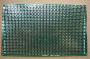Basetta Millefori Double Face Mis. Prototipazione PCB Vetronite FR4 9 * 15  CM - Arduiner - Arduino Components Shop