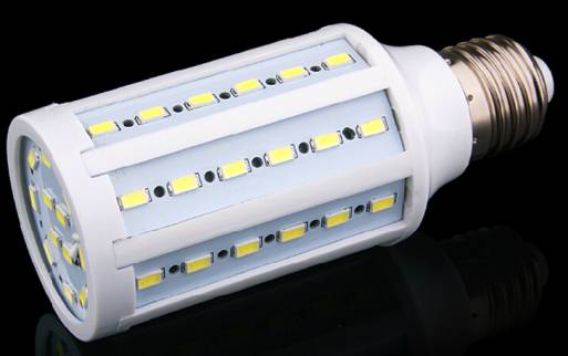 Lampada LED SMD E27 bianco caldo 25W 98Leds 5730 Lampada LED SMD E27 bianco caldo 25W 98Leds 5730