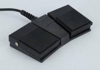 Interruttore a pedale a doppia posizione Interruttore a pedale a doppia posizione