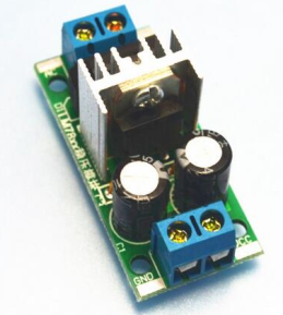 Regolatore di tensione L7805 LM7805 Modulo 5V per Arduino