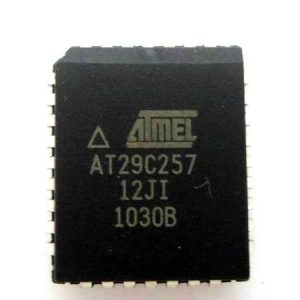 AT29C257-12JI ATMEL NOR Memoria Flash Parallel 5V 256Kbit 32K x 8bit 120ns PLCC IC Circuiti Integrati