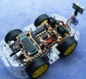 Auto intelligente / prevenzione degli ostacoli ad ultrasuoni / tracking / luce di ricerca / kit per auto telecomando / ZK-4WD