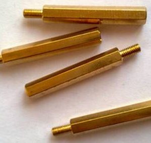 4 pezzi 30MM + 6 M3 filettati esagonali filettati in ottone