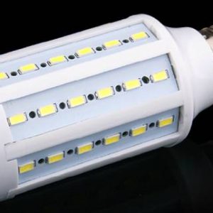 Lampada LED SMD E14 bianco caldo 25W 98Leds 5730