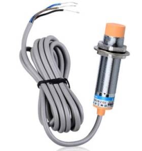 LJC18A3-B-Z/BX DC12~24V Interruttore sensore di prossimità capacitivo Tipo di filo Interruttore sensore di avvicinamento 10mm + -10% NPN