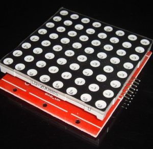 Kit modulo display a matrice di punti 8X8, può essere arbitrariamente controllato a cascata compatibile con Arduino
