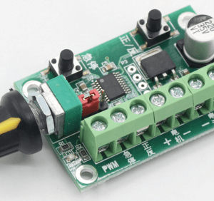 Controller motore brushless / regolatore PWM / commutazione avanti e indietro 3650 3525 2418 2430 motore