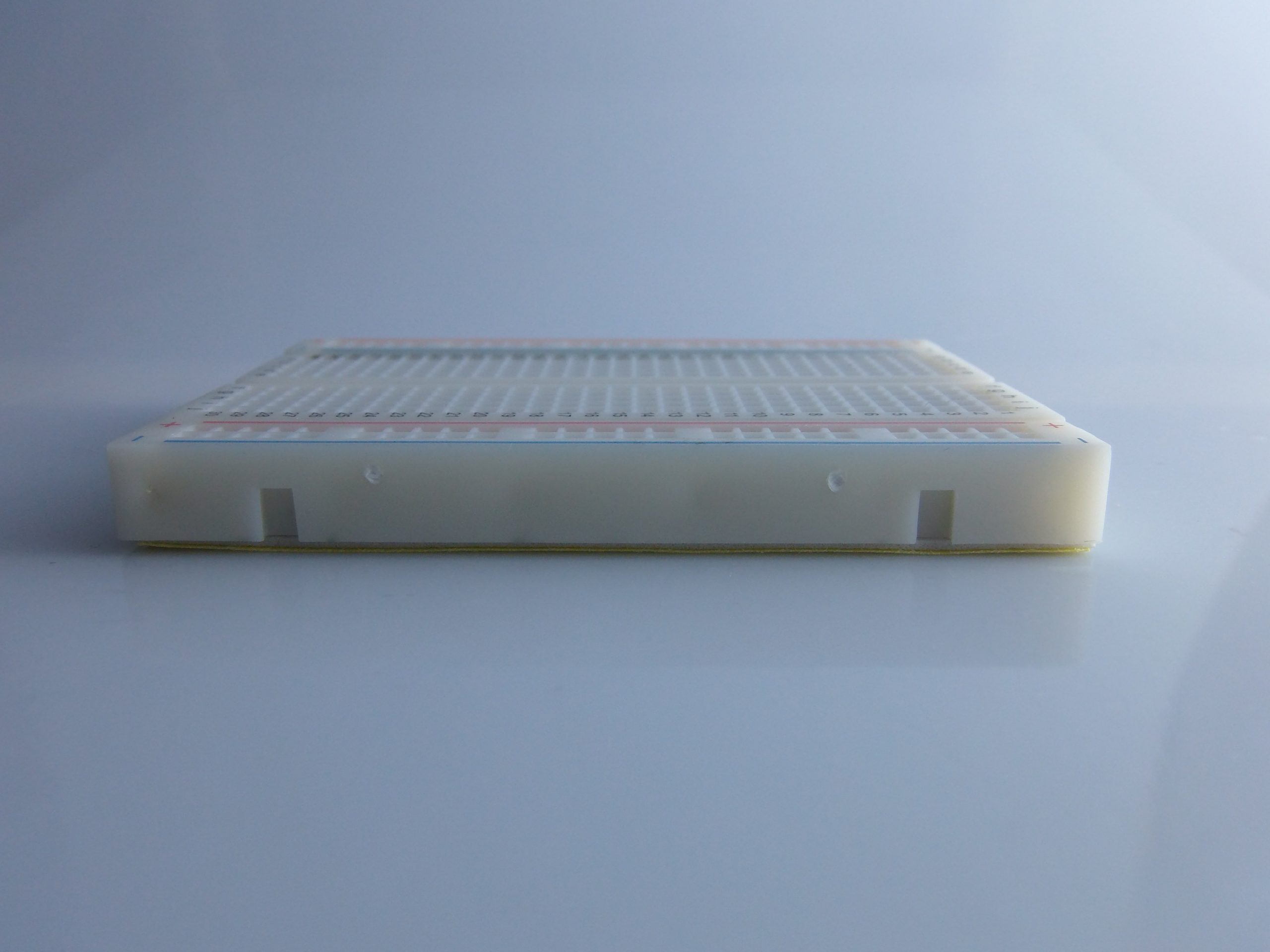 Breadboard 83x55mm 400 fori per test e prototipazione rapida - immagine 16