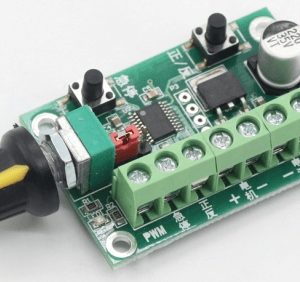 Controller motore brushless / regolatore PWM / commutazione avanti e indietro 3650 3525 2418 2430 motore