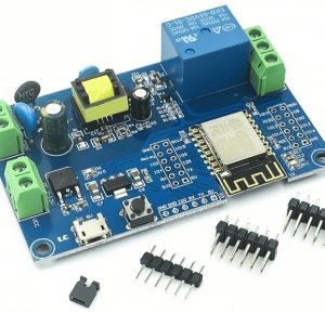 Alimentazione AC / DC / Modulo relè a canale singolo WIFI ESP8266 / Sviluppo secondario scheda di sviluppo ESP-12F