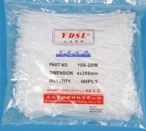 4 * 100 Fascette per cavi in ??nylon autobloccanti 500 strisce / sacchetto