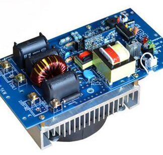 Riscaldatore elettromagnetico da 2.5 kW per Arduiner. SKU ARD0010558. Disponibile su prenotazione. Questo alt-text è conciso,