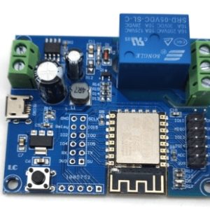Alimentatore DC5-80V Modulo relè a canale singolo ESP8266 / WIFI Sviluppo secondario scheda di sviluppo ESP-12F
