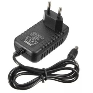 Alimentatore 5v 3A con presa 5525/21 EU