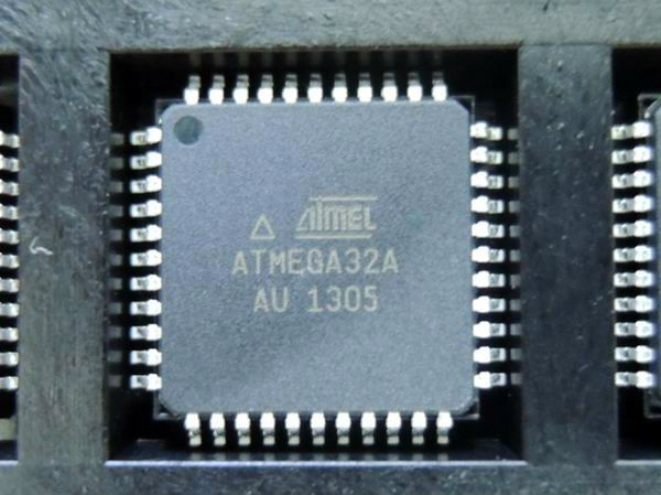 ATMEGA32A-AU MCU 8-Bit ATmega AVR RISC 32KB Flash 3.3V/5V 44-Pin TQFP IC Circuiti Integrati